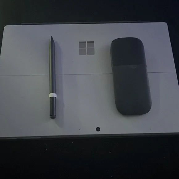 Surface pro 7 with mouse keyboard and pen
